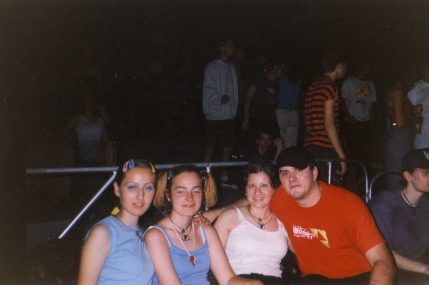 :-) Three Little Rave Girls + CJ BOLLAND :-) 26.may.2000