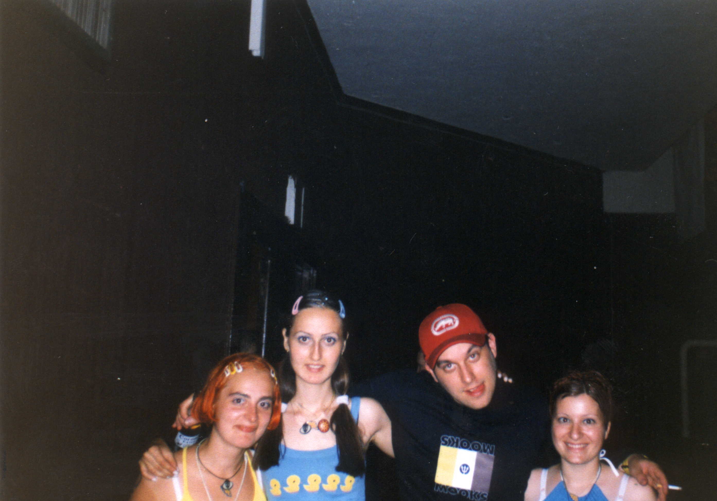 :-) Three Little Rave Girls + DEVILFISH :-) 1.july.2000