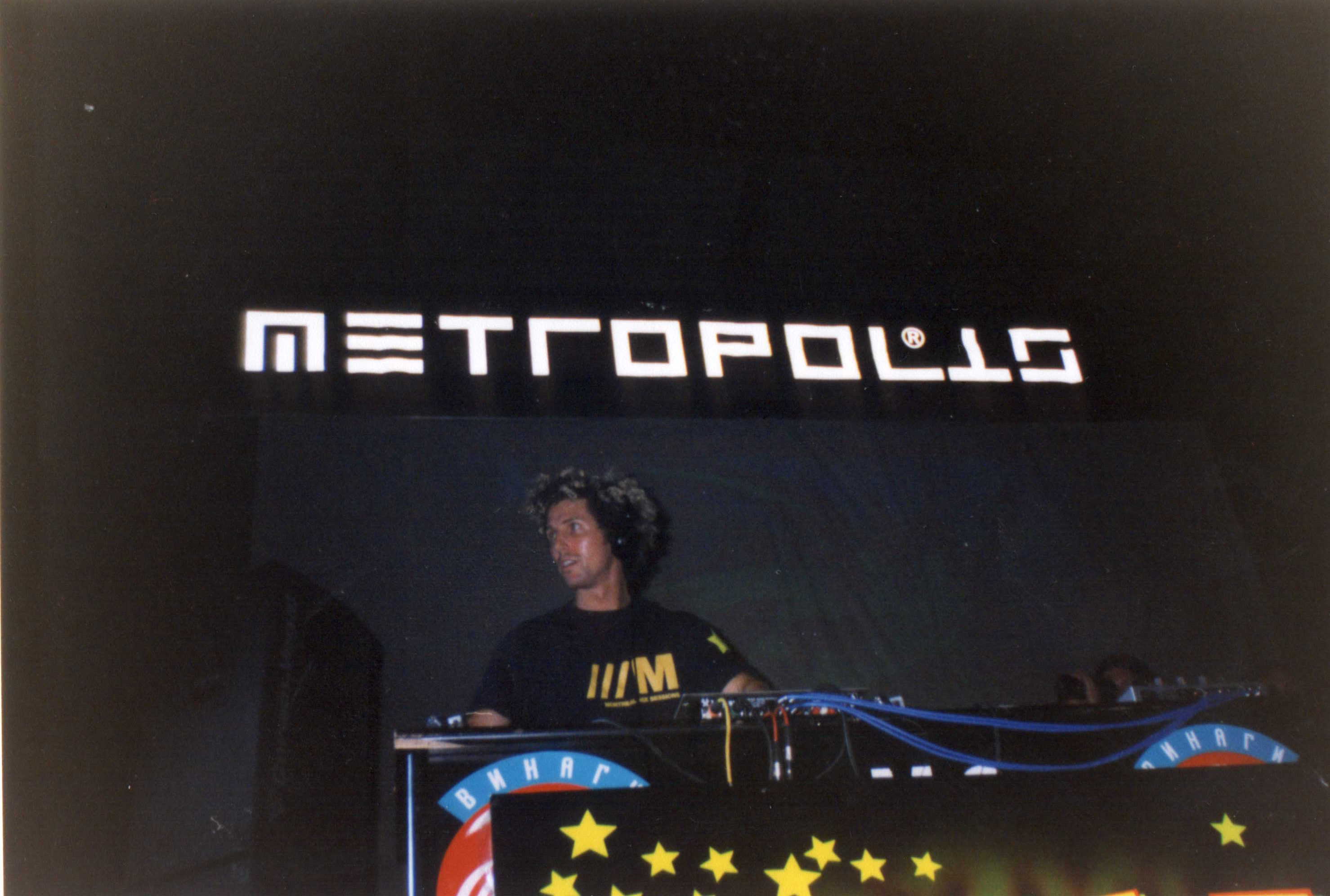 :-) JOSH WINK :-) 1.july.2000
