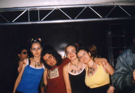:-) Three Little Rave Girls + DJ SMURF :-) 8.december.1999